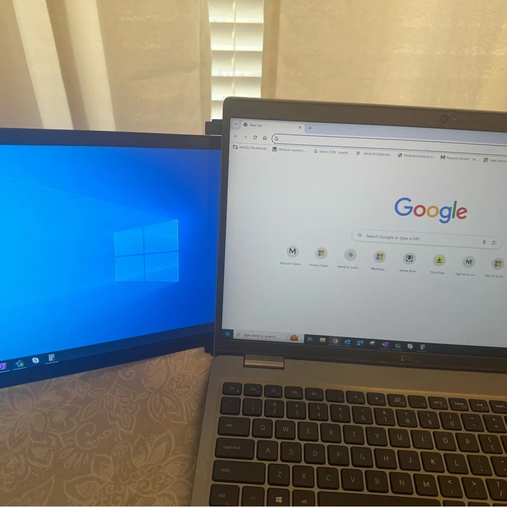 Duex plus portable monitor for laptop
